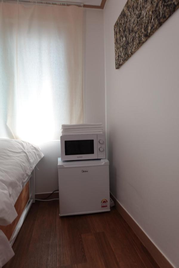 Hostel Jl In Chung-Jeong โซล ภายนอก รูปภาพ