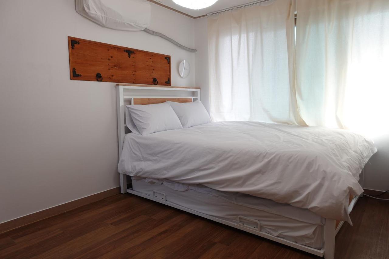 Hostel Jl In Chung-Jeong โซล ภายนอก รูปภาพ