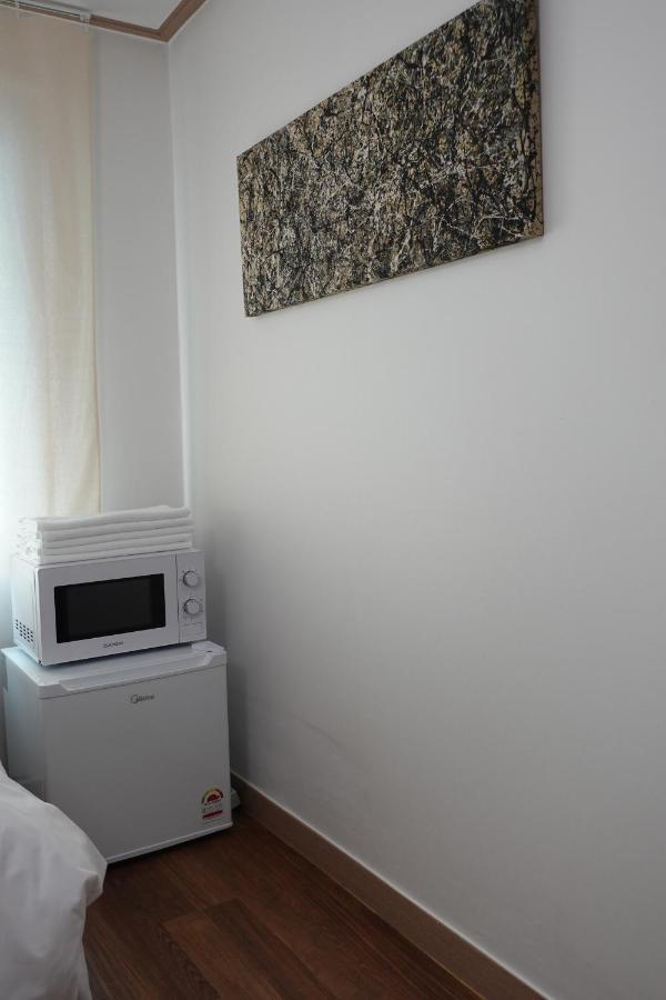 Hostel Jl In Chung-Jeong โซล ภายนอก รูปภาพ