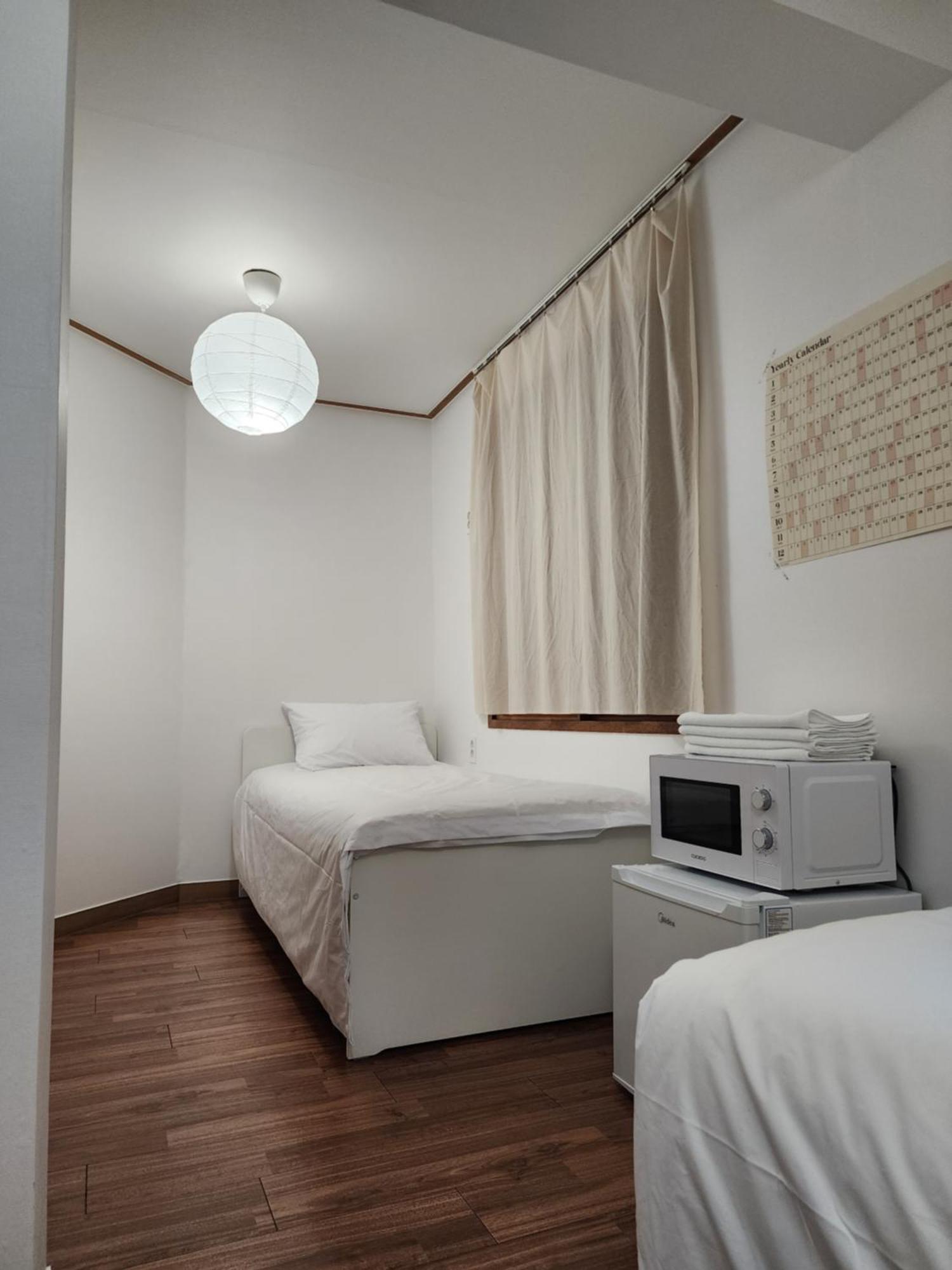 Hostel Jl In Chung-Jeong โซล ภายนอก รูปภาพ